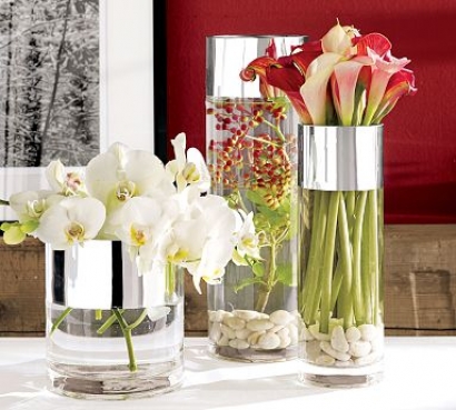 Centerpieces are a great way of decorating an ordinary table and making it 