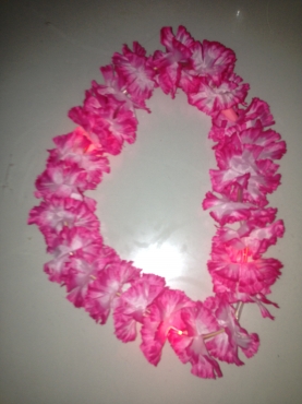 LED flashing Hawaiian Pink Lei